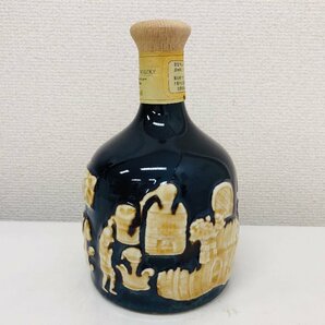 【M94】広島県配送限定 SUNTORY THE WHISKY 有田焼ボトル 木箱付き サントリー ザ ウイスキー 760ml 43% 未開栓 古酒の画像3