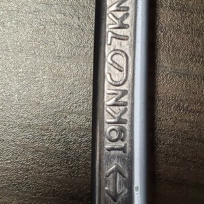 カラビナ BLACK DIAMONDO USA ブラックダイアモンド 銀色 KN19 7ザックの小物吊下げ用で使用した品で経年経過のため登山用としては使用不可の画像4