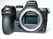 Nikon Z5 ボディ シャッター回数4,100回_画像1