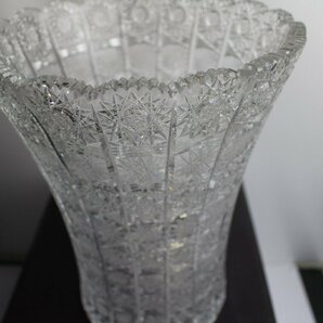 BOHEMIA GLASS ボヘミアグラス フラワーベース クリスタルガラス 花瓶 花入 花生 花器 重量約4kg 高さ約30cm インテリア 箱付きの画像2