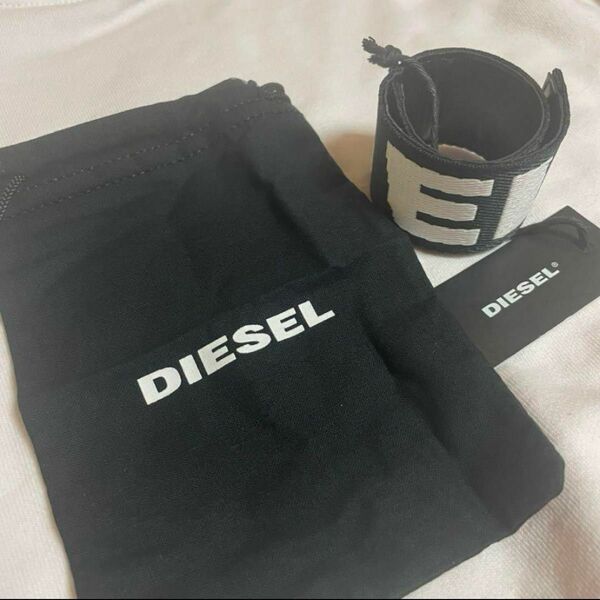 【新品･未使用】DIESEL ロゴブレスレット