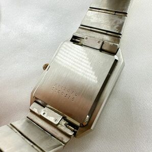 A2404-5-2 １円スタート クオーツ 稼働品 WALTHAM ウォルサム メンズ腕時計 スクエア 黒文字盤 ゴールドの画像5