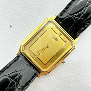 A2404-1112-1 1 jpy start quarts operation goods beautiful goods SEIKO DOLCE Seiko Dolce men's wristwatch Gold 
