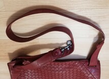 【１円スタート】BOTTEGA VENETA ボッテガヴェネタ メッセンジャー ボディバッグ ショルダーバッグ イントレチャート レッド系_画像8