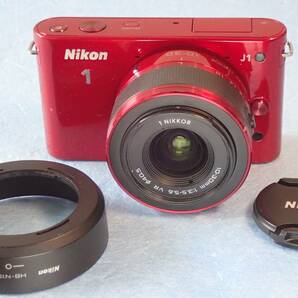 ニコン「 Nikon 1 J1 」と「 1 NIKKOR VR 10-30mm f/3.5-5.6 」セットの画像1