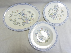 MADE IN　ENGLANDイギリス製POYAL．DOULTON　ENGLAND：CONISTON H5030；大皿サイズ340mm×258mm：一枚：ス－プ皿：口径228mm高さ45mm