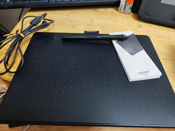 Wacom Intuos Medium ワイヤレス CTL-6100WL/K0 ワコム ペンタブレット