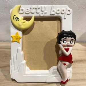 月　写真立て　フォトスタンド　 ベティちゃん Betty Boop ベティブープ 陶器 フィギュア ベティ　アメリカ 雑貨 置物 レトロ 管理1