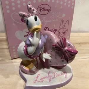 600 Limited Editions Daisy Ear Рисунок 2012 Disney Disney № 241 Kato Crafts Керамика Управление фигурой 001 ・ 5