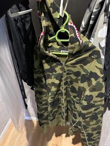 APE 1st camo シャークパーカー