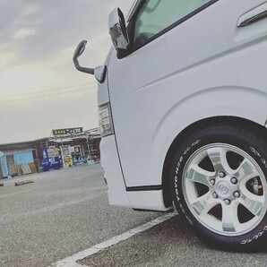 【希少】TOYOTAプラド純正ホイール ミーラポリッシュ加工＋ホワイト塗装 17in 6穴 TOYO 215/60R17C ホワイトレター ハイエース流用にの画像9