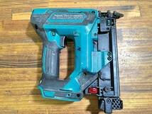 ※商品説明必読 完全不動品 ジャンク makita FN350D 35mm充電式面木釘打 18V 49606 管240421 BGFA_画像2