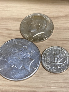 アメリカ銀貨　1ドル　リバティコイン1922　ハーフダラー1964　クオーターダラー1964　イーグル銀貨　3点まとめ　ケネディ　ワシントン