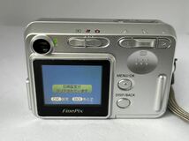 1円スタート FUJIFILM FinePix A345 2つまとめ コンパクトデジタルカメラ 富士フイルム デジカメ ファインピクス 通電確認済み_画像4