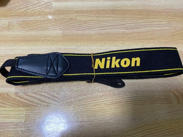 ニコンストラップ　黄色&黒 Nikon