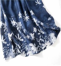大人 上品 エレガントな花柄プリント綿麻ワンピース レディース ワンピース 50代 60代 ファッション 紺色 薄手 夏のお出かけに M_画像3