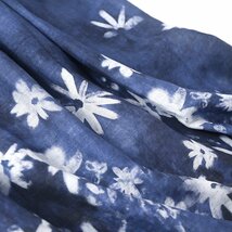 大人 上品 エレガントな花柄プリント綿麻ワンピース レディース ワンピース 50代 60代 ファッション 紺色 薄手 夏のお出かけに L_画像5
