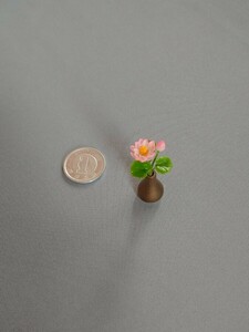 mame　ミニチュア　蓮　ハス　Lotus　樹脂粘土 リカちゃん　シルバニア　リーメント