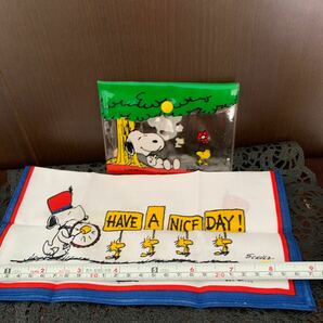 ★SNOOPY★スヌーピー★ハンカチとケース★PEANUTS★未開封★未使用★当時物★WOODSTOCK★レア物★希少品★1958.1965★の画像9