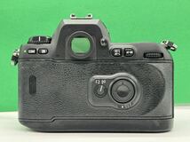 大AW101 Nikon F100 ボディ フィルムカメラ 一眼レフカメラ ニコン 箱付き_画像4