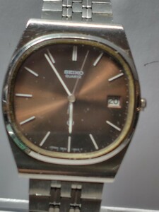 SEIKO　Quartz　セイコー　クオーツ　デイト　メンズ 腕時計　ブラウン文字盤　稼働品　407-0007
