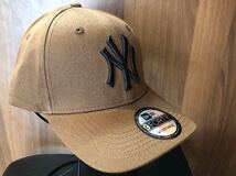 NEW ERA CAP ニューエラ キャップ 帽子 NY ブラウン　茶色　ヤンキース フリーサイズ　黒刺繍入_画像1