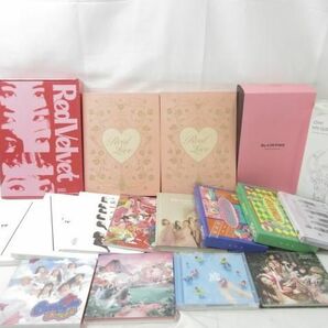 【同梱可】中古品 韓流 OH! MY GIRL Red Velvet BLACK PINK IVE 2023 SEASON’S GREETINGS ペンライト CD 等 グッズセの画像1