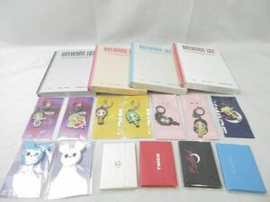 【同梱可】優良品 韓流 TWICE CD Between 1&2 DOME TOUR 2019 キーホルダー 等 グッズセット