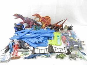 [ including in a package possible ] secondhand goods hobby Ultraman dinosaur Thomas other toy figure goods set 