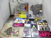 【まとめ売り 中古品】 ジャニーズ KAT-TUN 関ジャニ∞ 嵐 他 うちわ ペンライト 密着ドキュメント 写真集 Live of KA_画像1