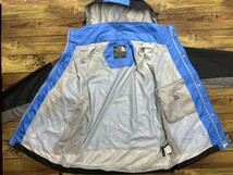 名機降臨！未使用品/デットストック！ザ・ノースフェイス【SUMMIT SERIES/GORE-TEX】高級マウテンパーカー！ブルー×ブラック×グレー S/P_画像3