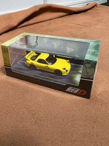 日本国内　正規品　当時物HobbyJapan 1/64 MAZDA RX-7（FD3S）RED SUNS / 頭文字D with 藤原 拓海 高橋 啓介ドライバーフィギュア付き