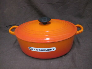 【A125】LE CREUSET ル・クルーゼ　ココットオーバル 両手鍋 27cm　オレンジ ホーロー鍋