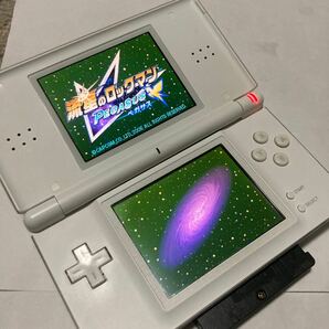 送料無料 NINTENDO DS lite 本体 クリスタルホワイト タッチペン付 ジャンク USG-001 ニンテンドー 任天堂 DSlite NINTENDO ニンテンドーDSの画像2