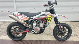 スタート、即決下げました！　ハスクバーナ　ＳＭ４５０ＲＲ　大阪枚方より　元全日本スーパーモタードチャンピオンの乗ったマシンです