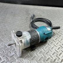 【現状品】☆マキタ(makita) 6mmトリマ 3709 動作詳細欄記載有 100V 木工 切削 モーター回転確認済み【格安出品♪】_画像2