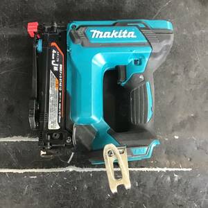 【中古品 / 動作品】★マキタ(makita) コードレスタッカー ST421DZK 本体のみ【格安出品♪】