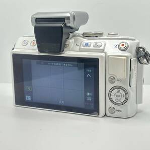 ★極上美品★ オリンパス OLYMPUS E-PL6 ホワイト ＃204の画像3