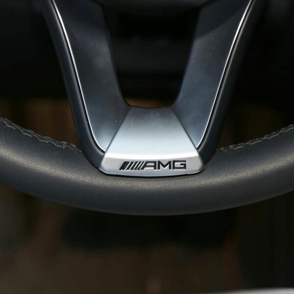 AMG メルセデスベンツ　D型ハンドルエンブレム 取り付け簡単　AMGロゴ内装 高品質　シルバー　 取り付け簡単