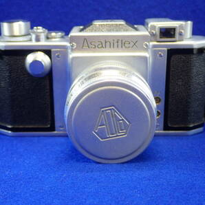 ☆古いカメラ【Asahiflex】アサヒフレックス・１:2.4 ｆ＝５８㎜・・状態良好 美品です。イー25の画像1