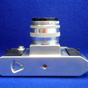 ☆古いカメラ【Asahiflex】アサヒフレックス・１:2.4 ｆ＝５８㎜・・状態良好 美品です。イー25の画像7