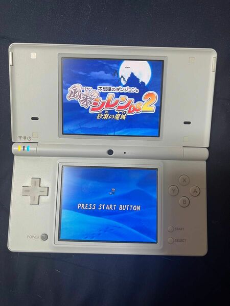 ニンテンドー DSi ホワイト