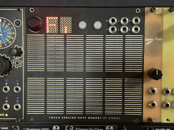 Doboz TSNM mkII モジュラーシンセ　ユーロラック　dtm daw 