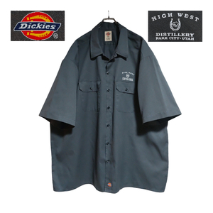 Dickies 半袖ワークシャツ 3XL オーバーサイズ ダークグレー 裾タグ ゆうパケットポスト 胸 ロゴ 刺繍 DISTILLERY 古着 洗濯 プレス済 e40