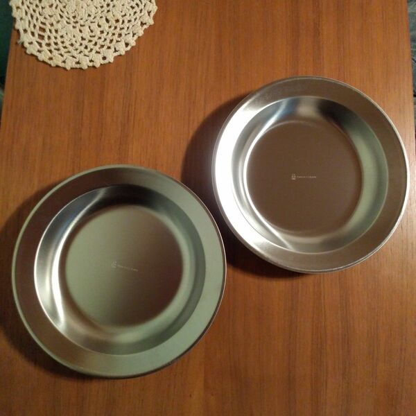 新品　燕三条TSUBAME ステンレスラウンド　カレー皿　パスタプレート　スープ皿　日本製　2枚です。