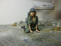 1/35ドイツSS女性兵士、レジン完成品４_画像1