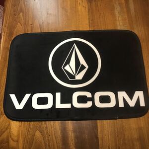 VOLCOM フロアマット カーマット 