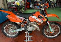 KTM 125 EXC　２スト　キャブ　中古車　_画像2