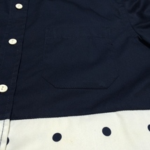 美品 Dickies ディキーズ 半袖ボタンダウンシャツ サイズM 上部が黒色無地で下部が白に黒のドット柄_画像6