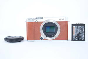 ★極上美品★フジフイルム FUJIFILM X-M1 ボディ ★完動★#A231